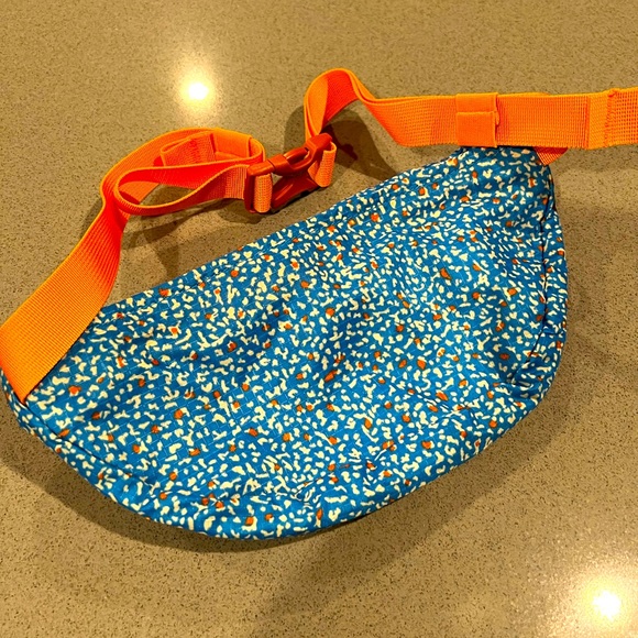 REI Bags Rei Unisex Fanny Pack Poshmark